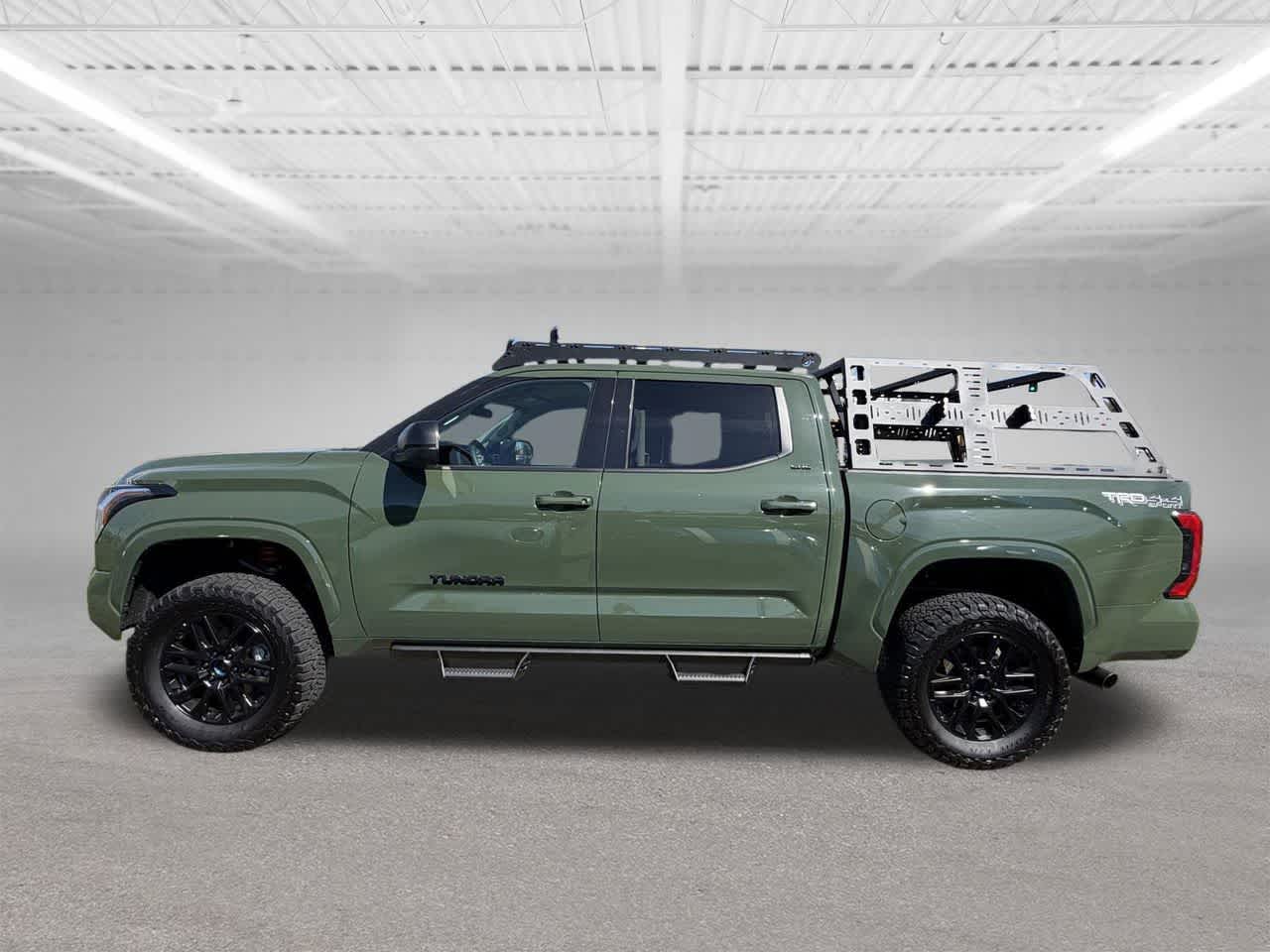 Thumbnail: 2022 Toyota Tundra - 2