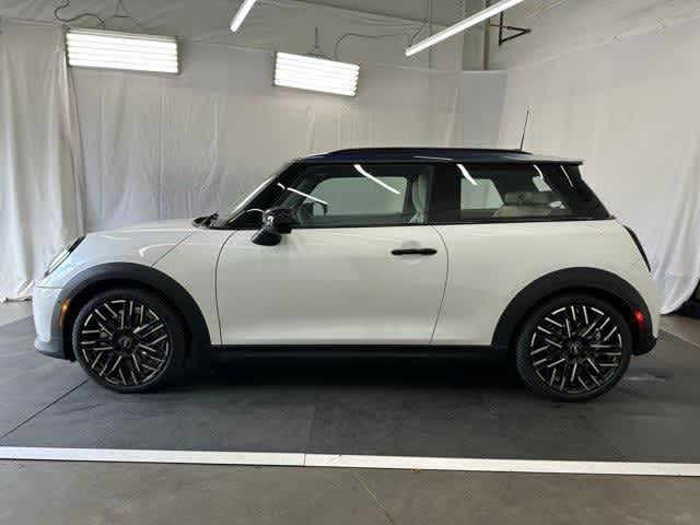 Thumbnail: 2025 MINI Cooper Hardtop - 2