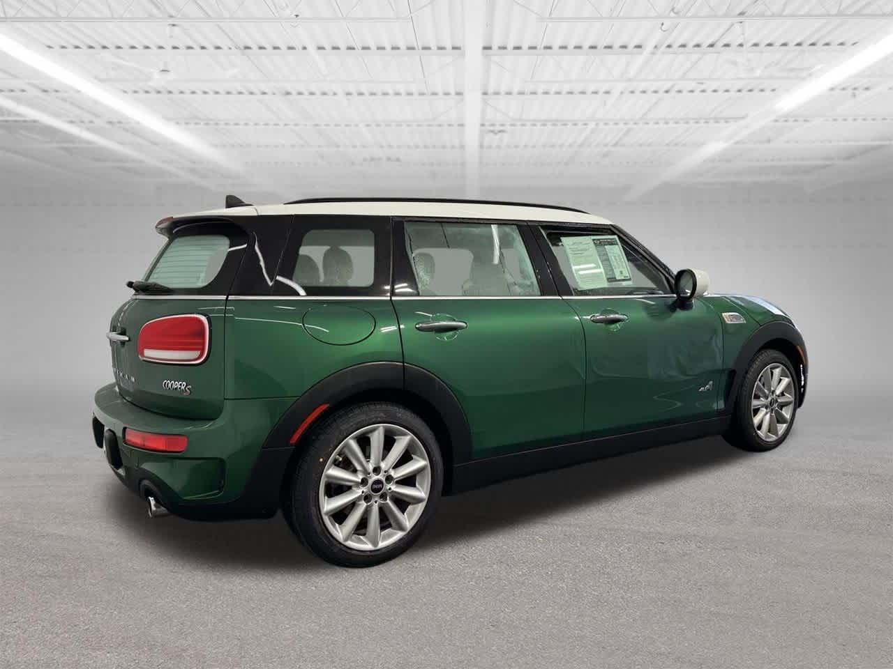 Thumbnail: 2023 MINI Cooper Clubman - 6