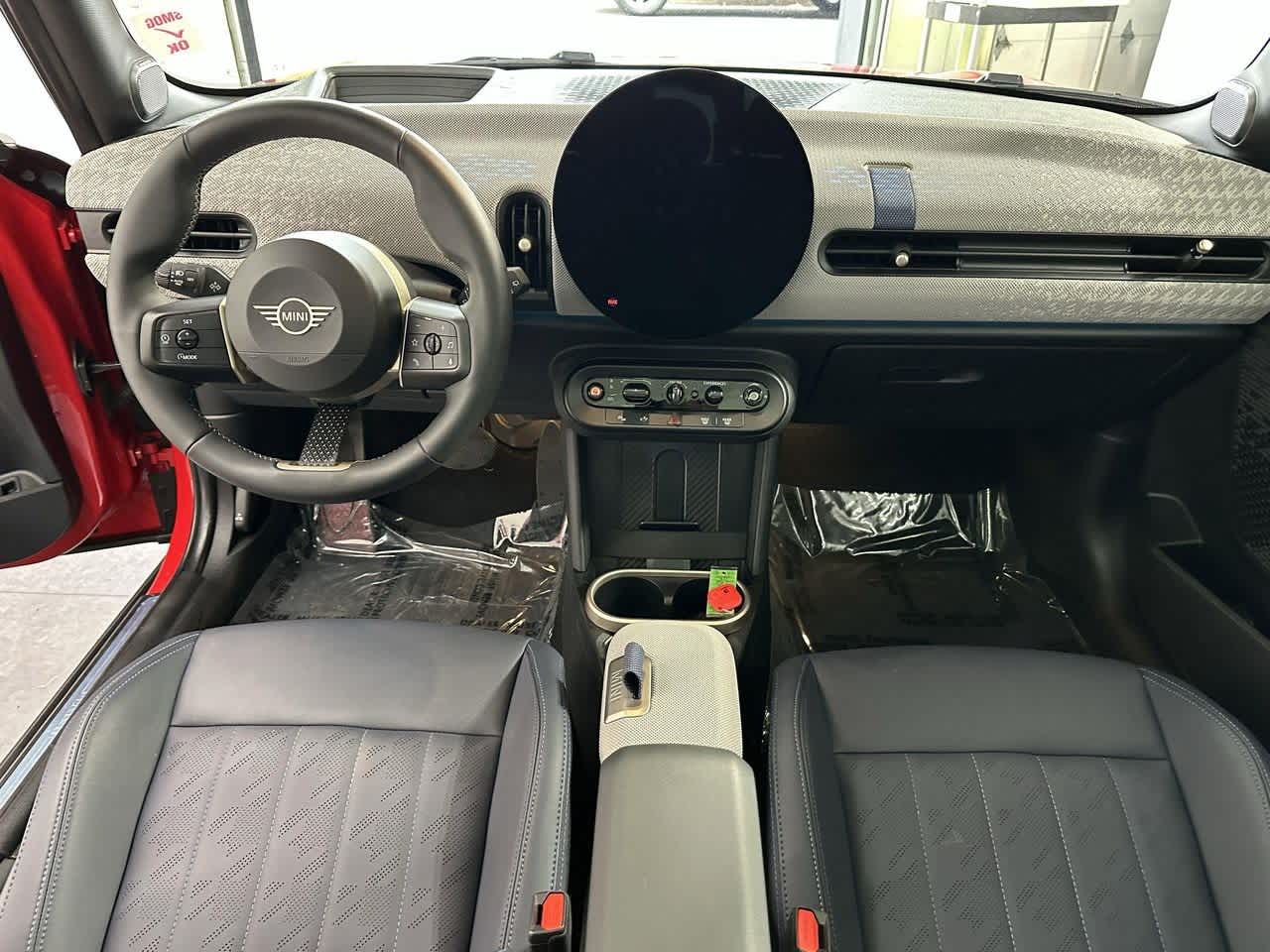 Thumbnail: 2025 MINI Cooper Hardtop - 13