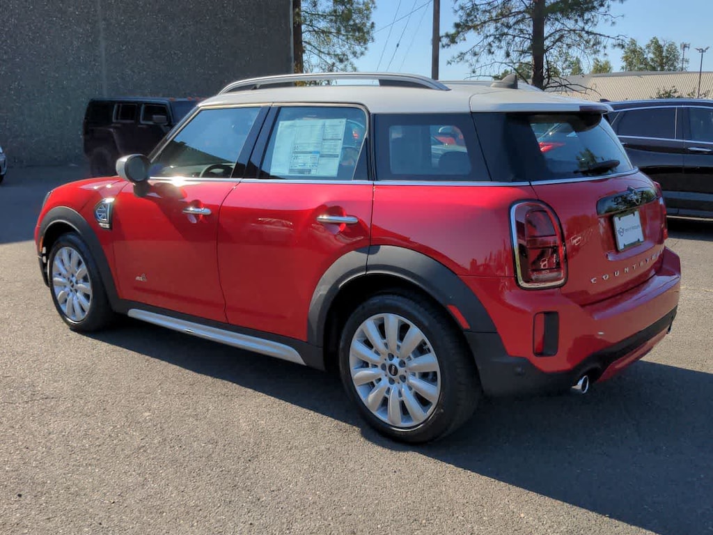 2022 Mini Cooper S ALL4 photo 3