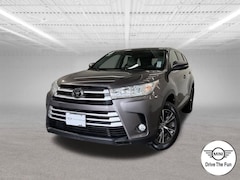 Used 2019 Toyota Highlander LE Plus V6 SUV For Sale in Portland, OR
