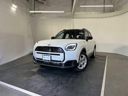 2026 MINI Countryman Signature Plus SUV