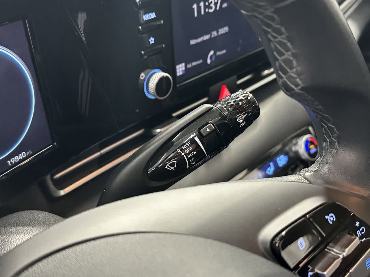 Thumbnail: 2022 Hyundai Elantra - 17