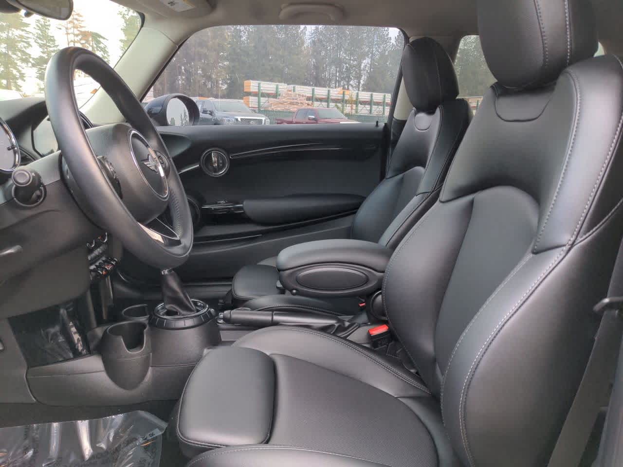 Thumbnail: 2017 MINI Cooper Hardtop - 15