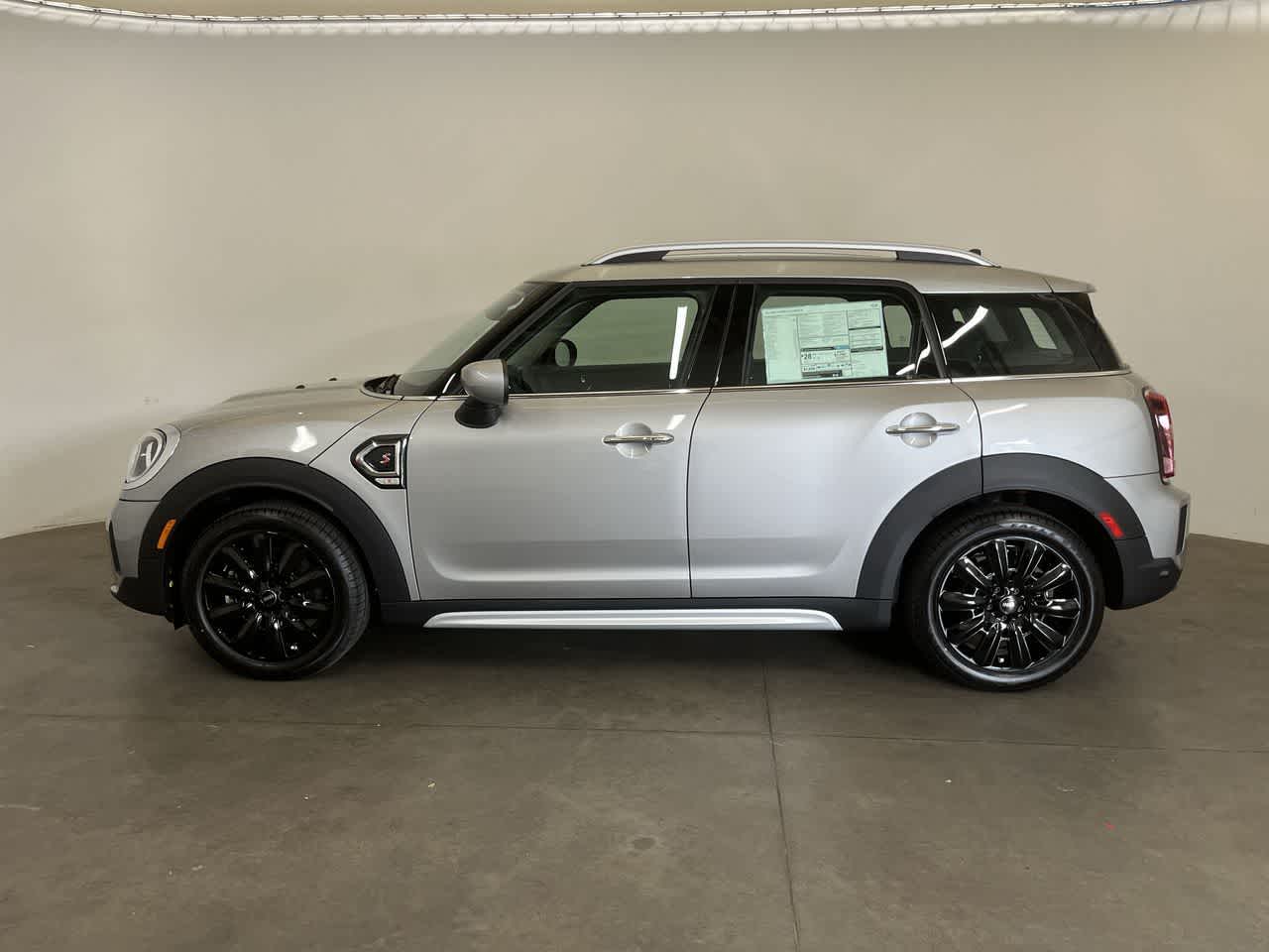 Thumbnail: 2023 MINI Cooper Countryman - 3
