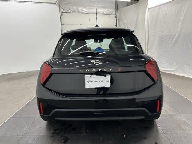 Thumbnail: 2025 MINI Cooper Hardtop - 4