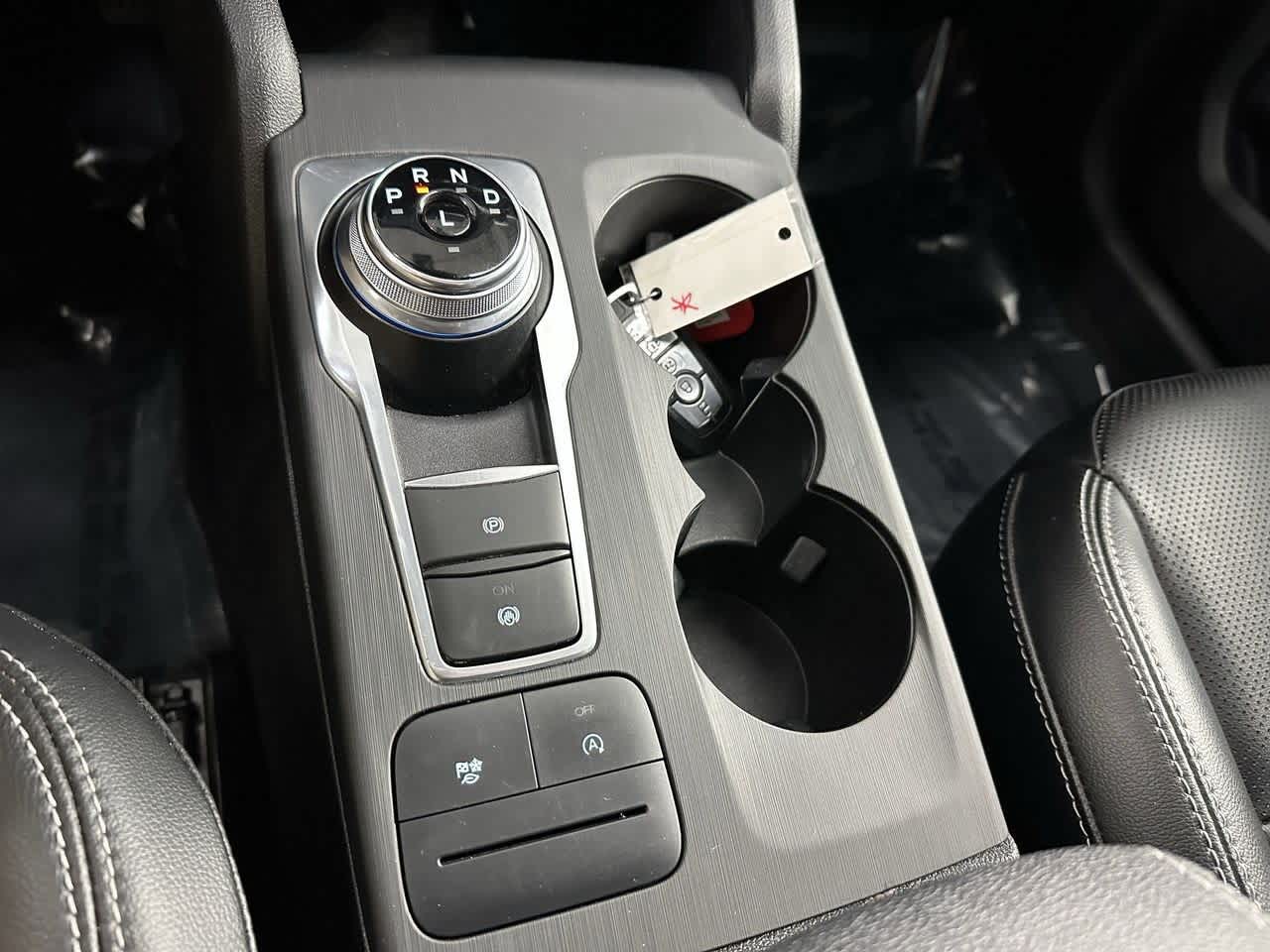 Thumbnail: 2021 Ford Escape - 24