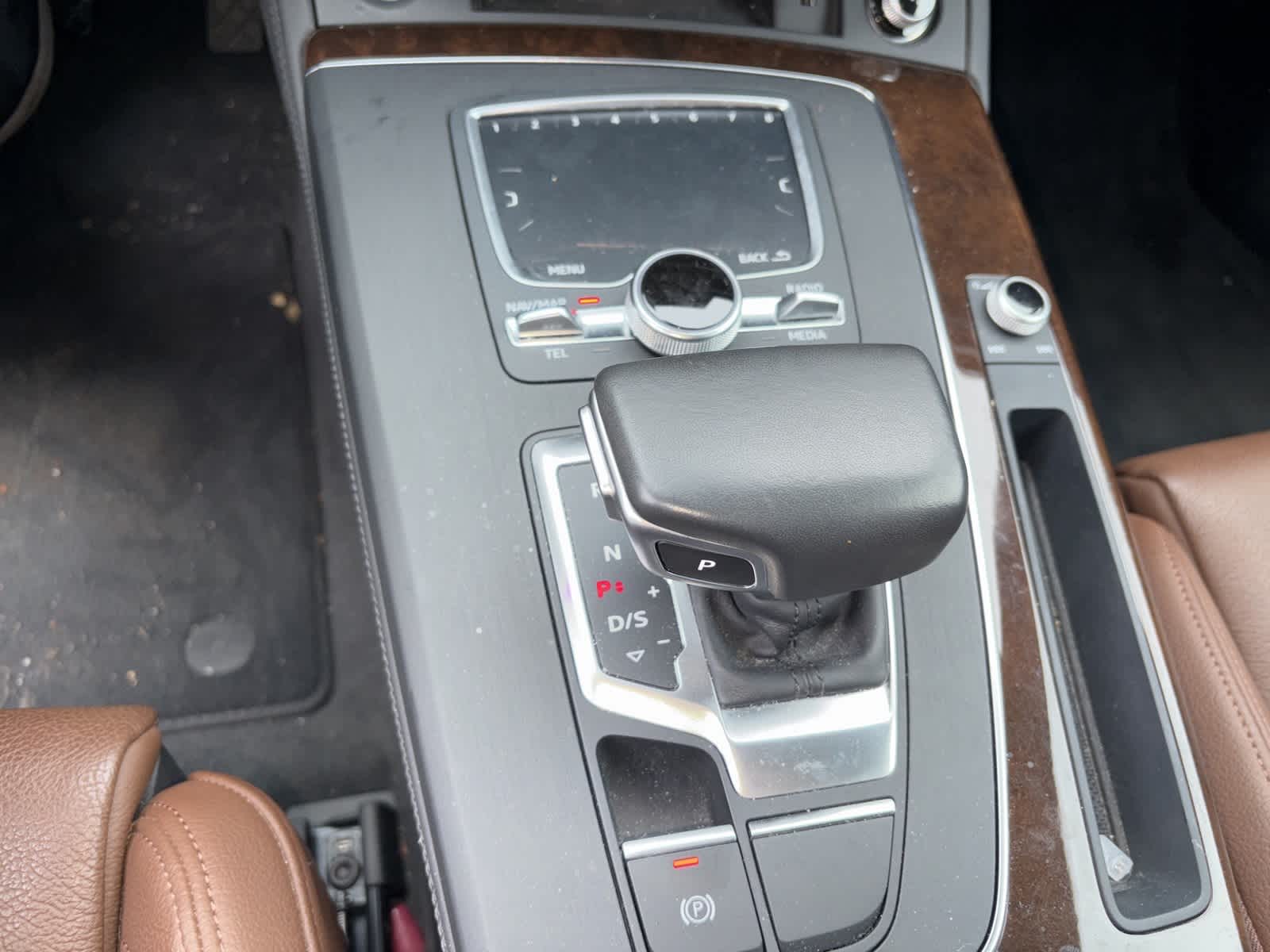 Thumbnail: 2019 Audi Q5 - 6