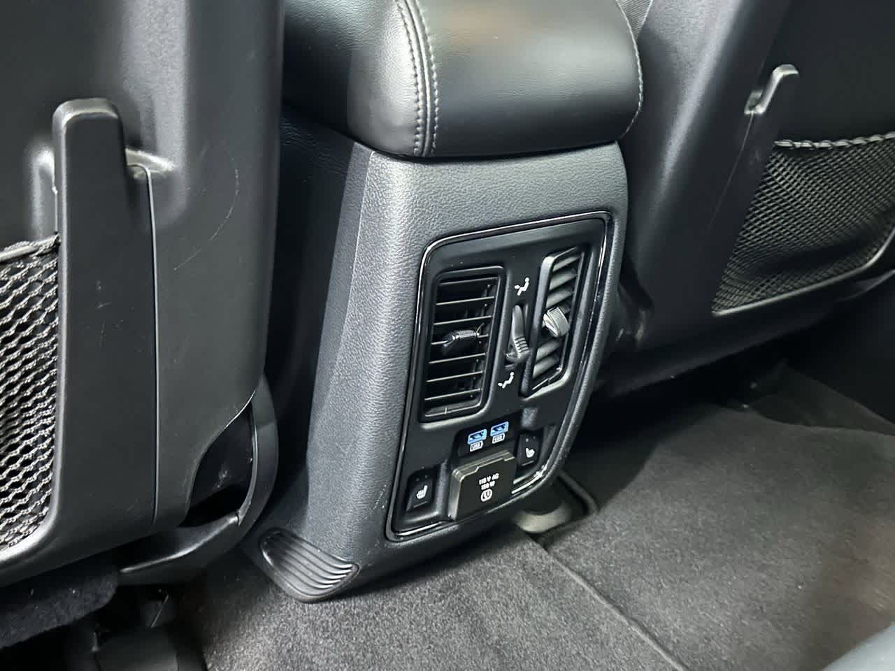 Thumbnail: 2019 Jeep Grand Cherokee - 14