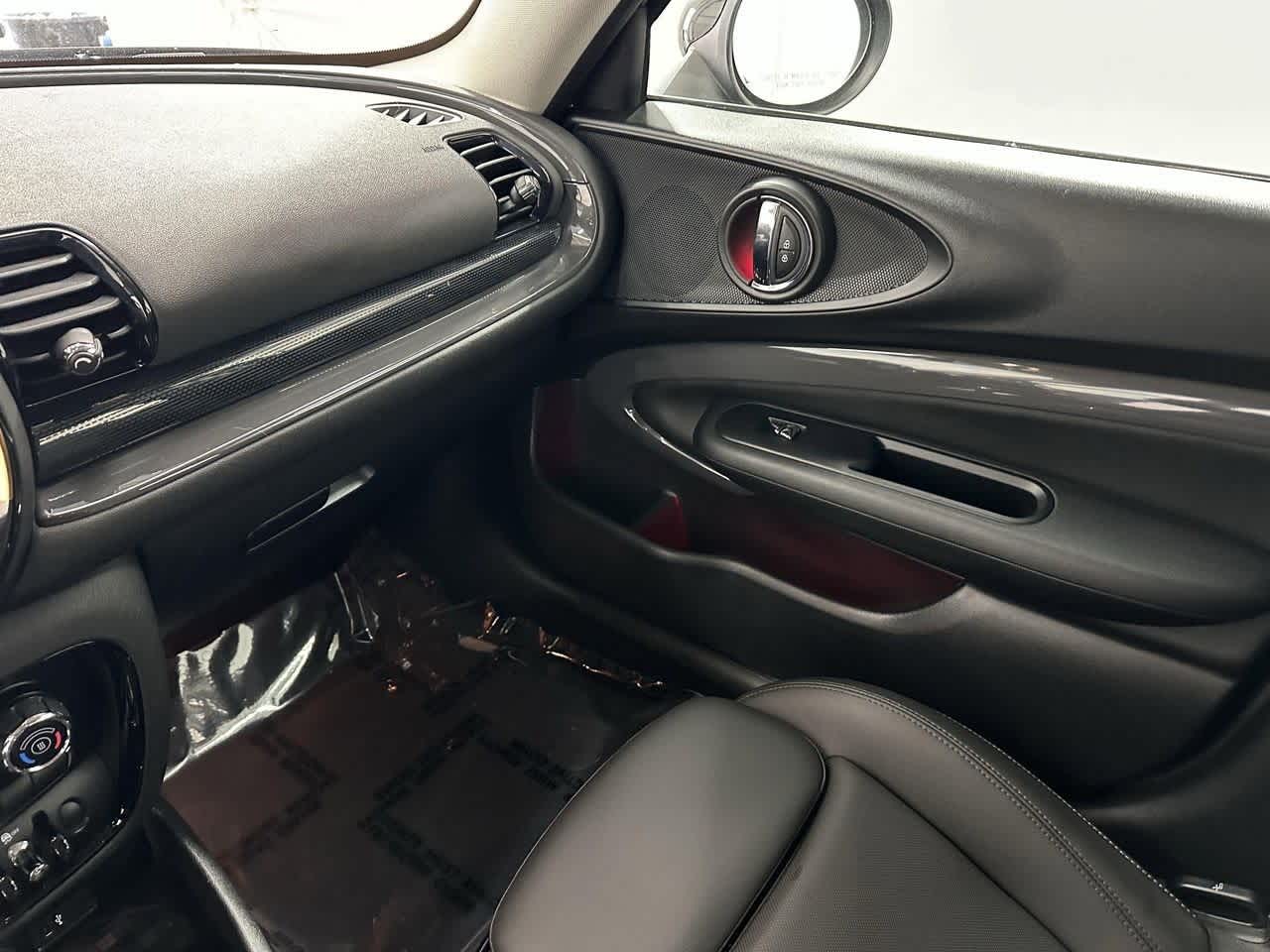 Thumbnail: 2019 MINI Cooper Clubman - 23