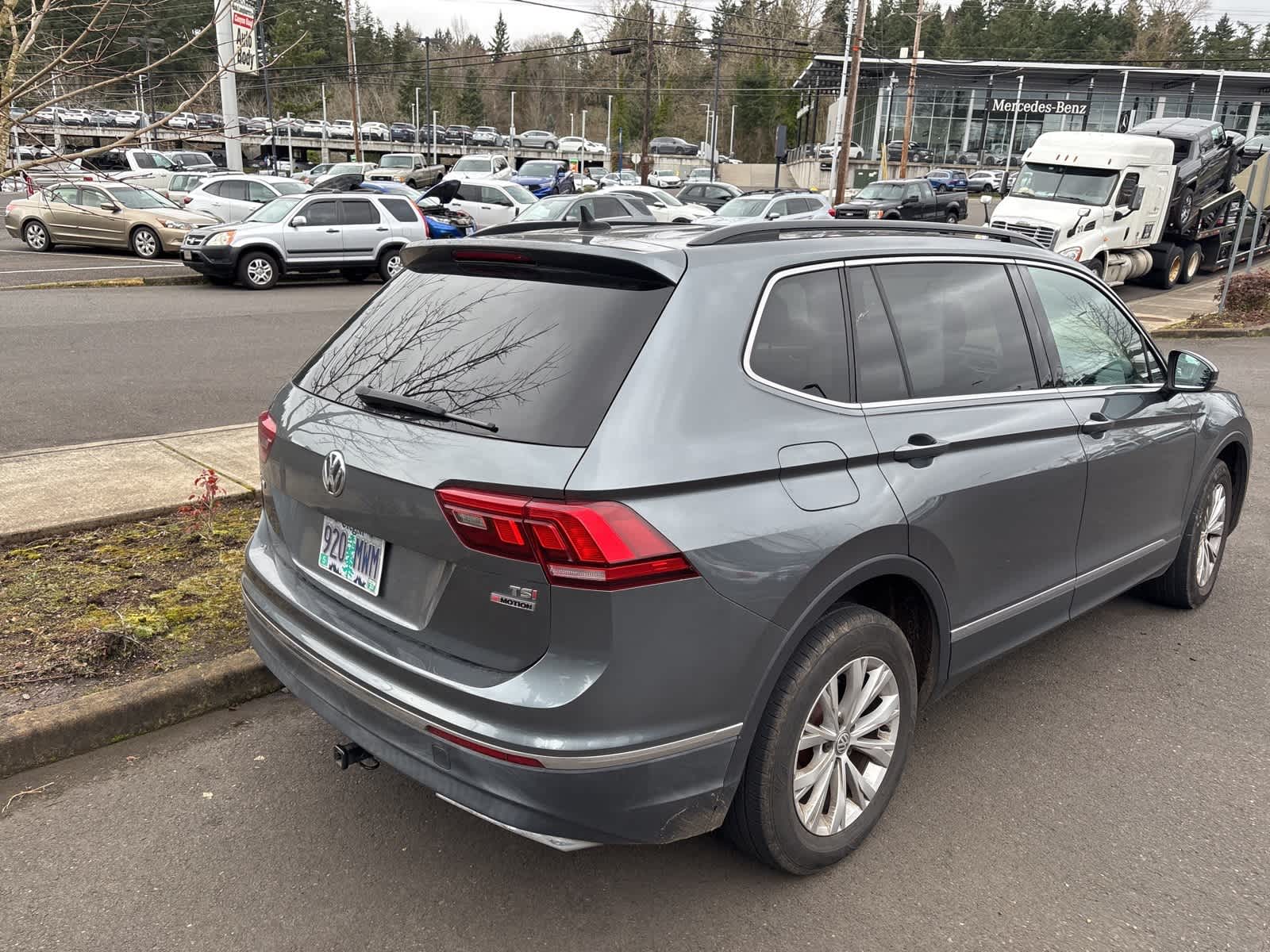 Thumbnail: 2018 Volkswagen Tiguan - 6