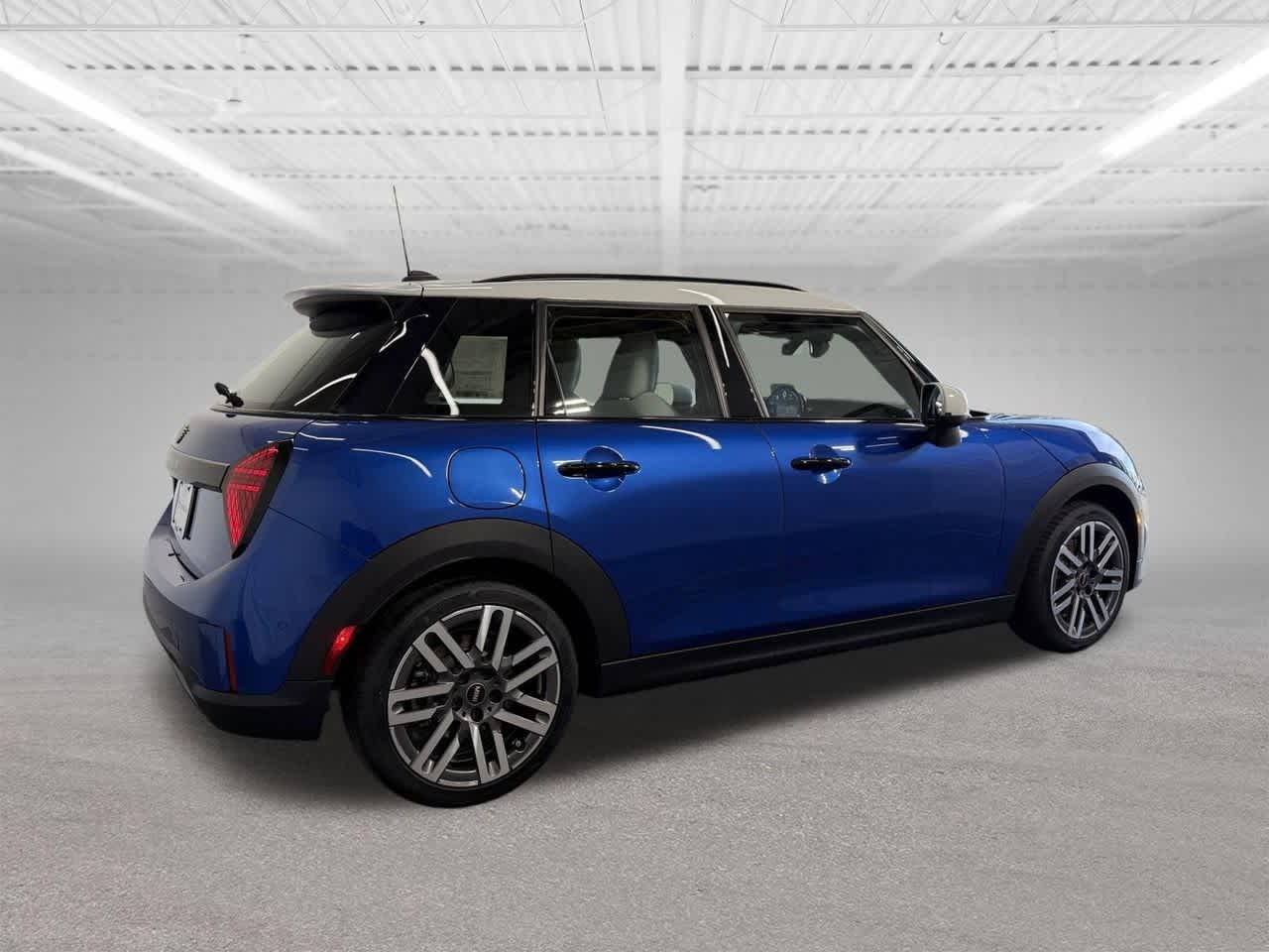 Thumbnail: 2026 MINI Cooper Hardtop - 7