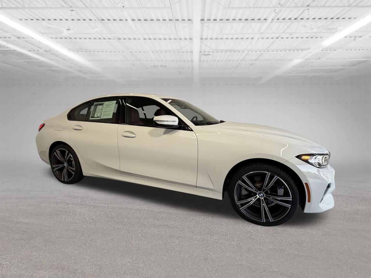 Thumbnail: 2023 BMW 3 Series - 6