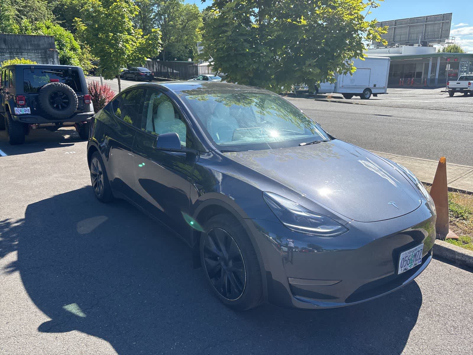 Thumbnail: 2024 Tesla Model Y - 8