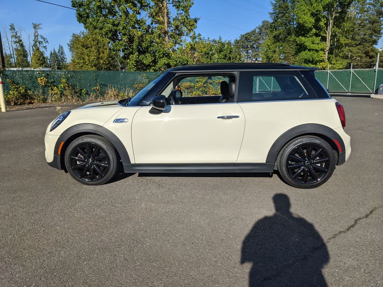 Thumbnail: 2019 MINI Cooper Hardtop - 3