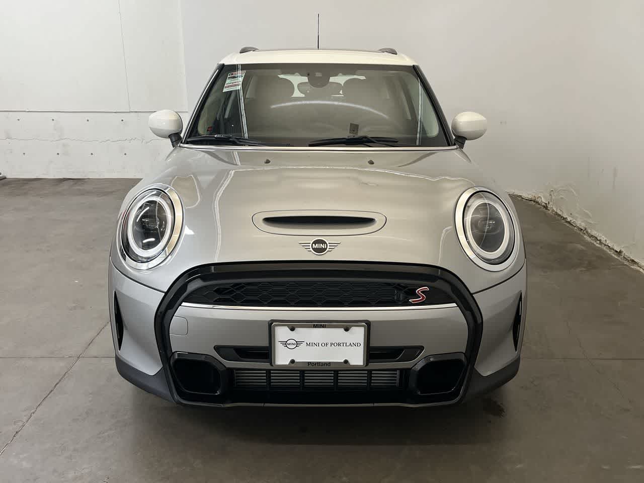 Thumbnail: 2024 MINI Cooper Hardtop - 9