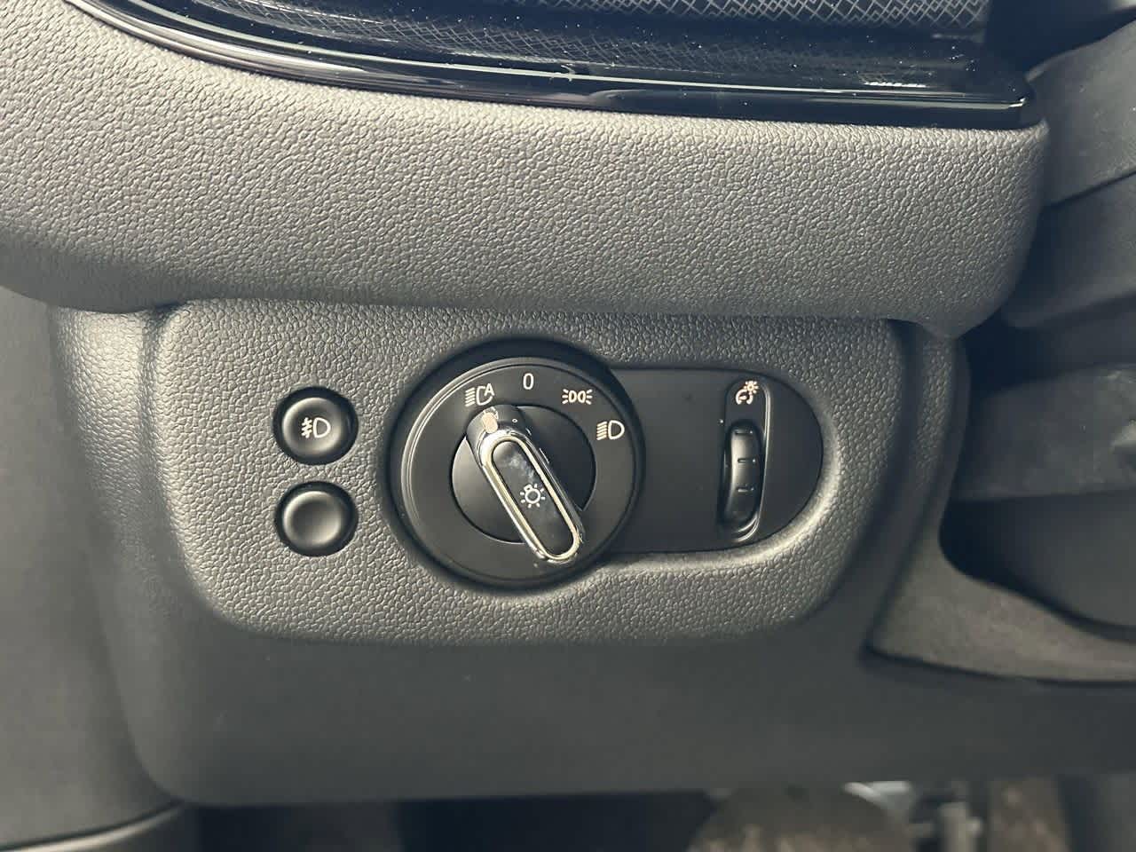 Thumbnail: 2021 MINI Cooper Clubman - 14