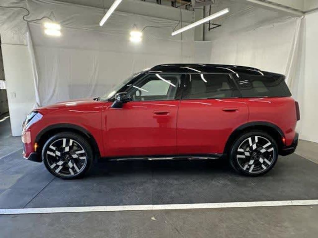 New 2026 MINI Countryman Iconic SUV
