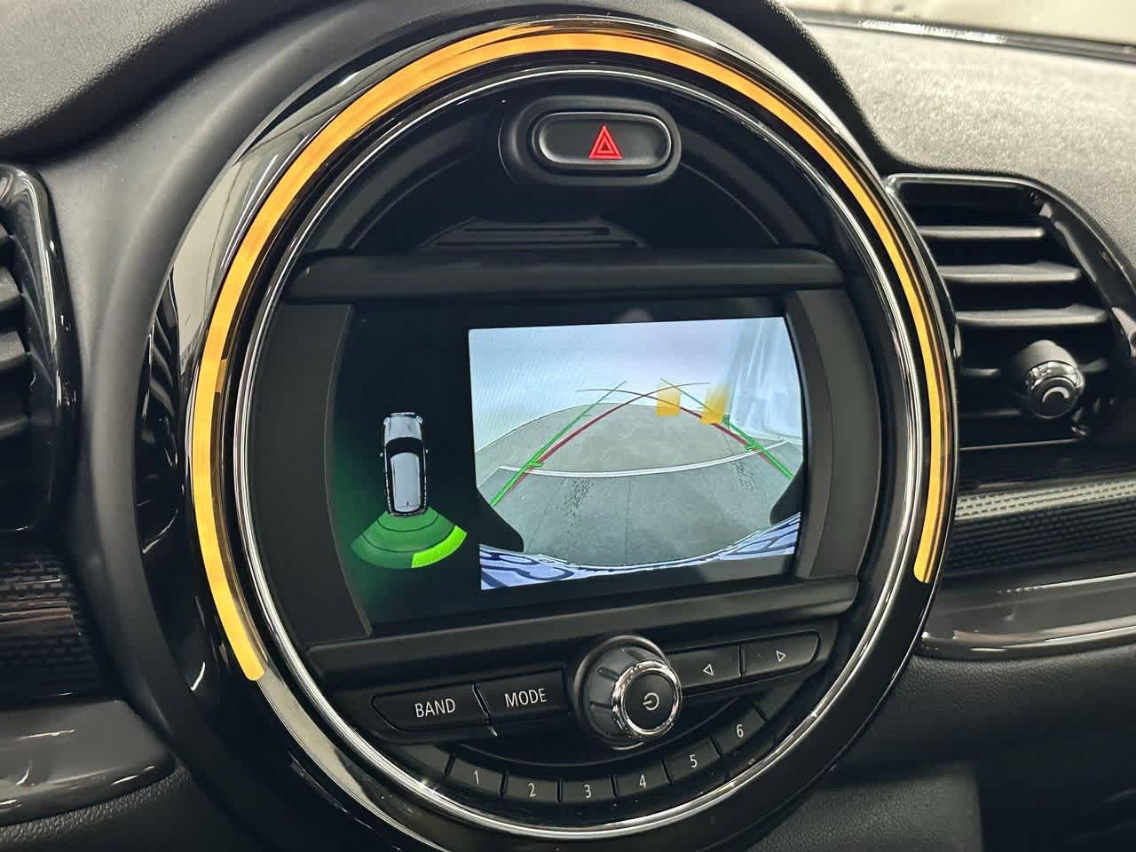 Thumbnail: 2019 MINI Cooper Clubman - 19