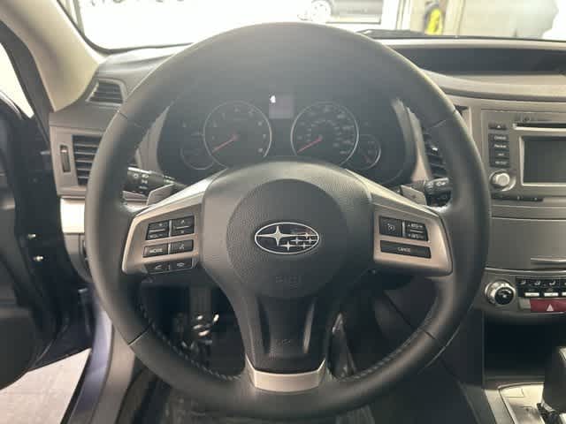 2014 Subaru Outback Premium 15