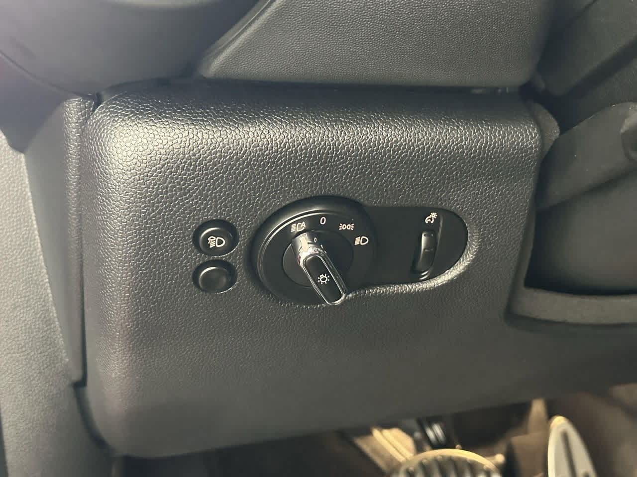 Thumbnail: 2024 MINI Cooper Hardtop - 18