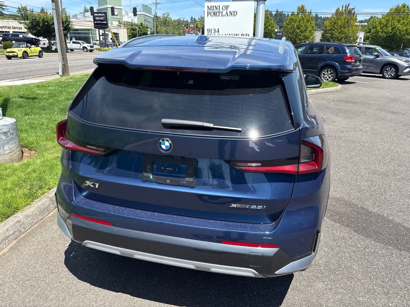 Thumbnail: 2025 BMW X1 - 4
