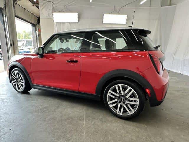 2025 Mini Cooper Hardtop photo 3