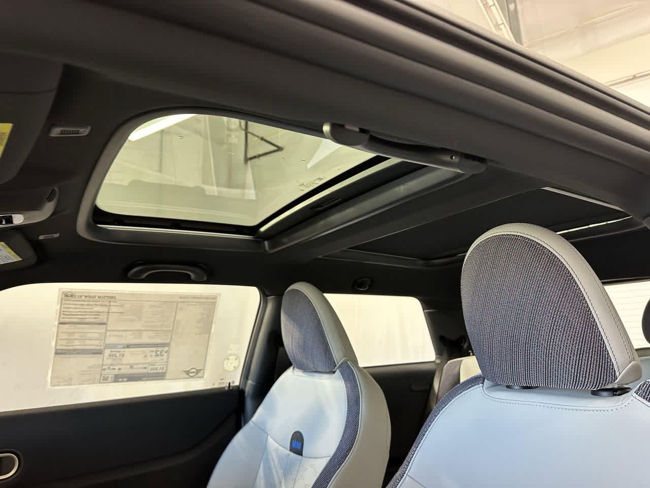 Thumbnail: 2026 MINI Cooper Hardtop - 12