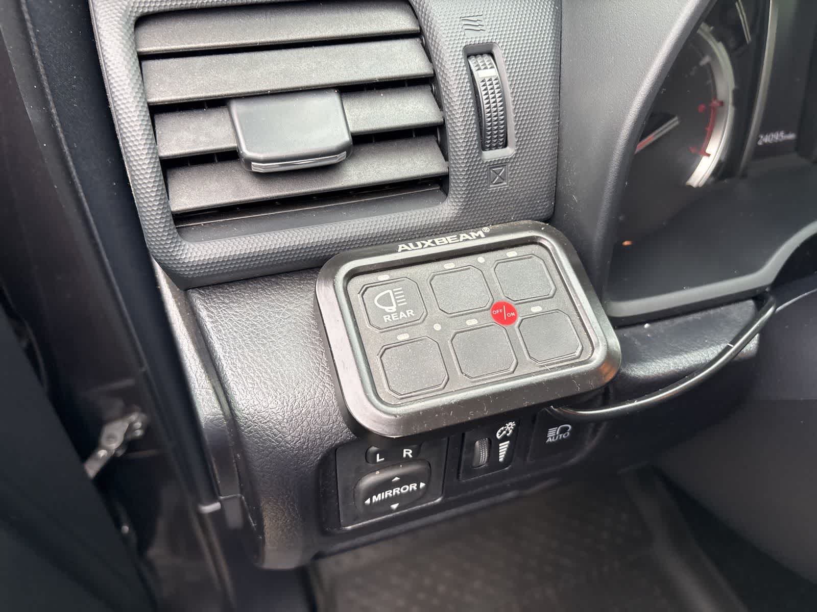 Thumbnail: 2023 Toyota 4Runner - 18