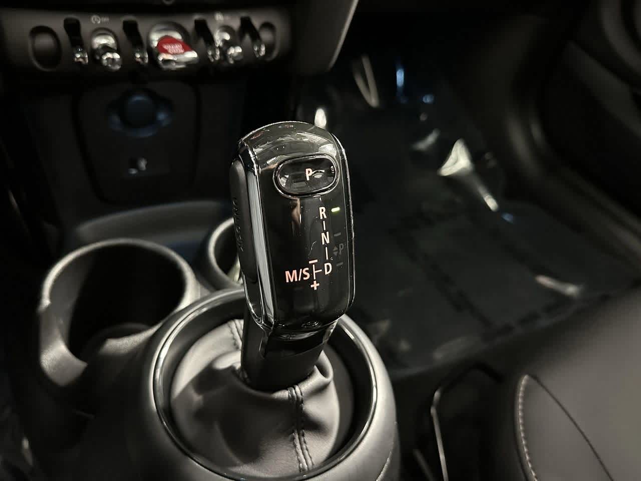 Thumbnail: 2023 MINI Cooper Hardtop - 23