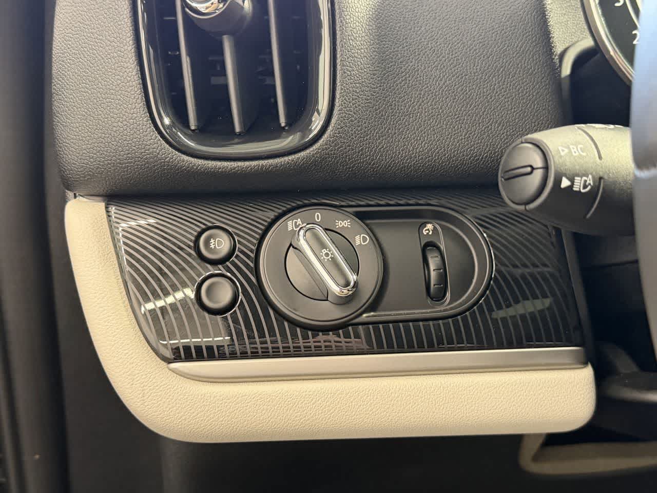 Thumbnail: 2023 MINI Cooper Countryman - 16