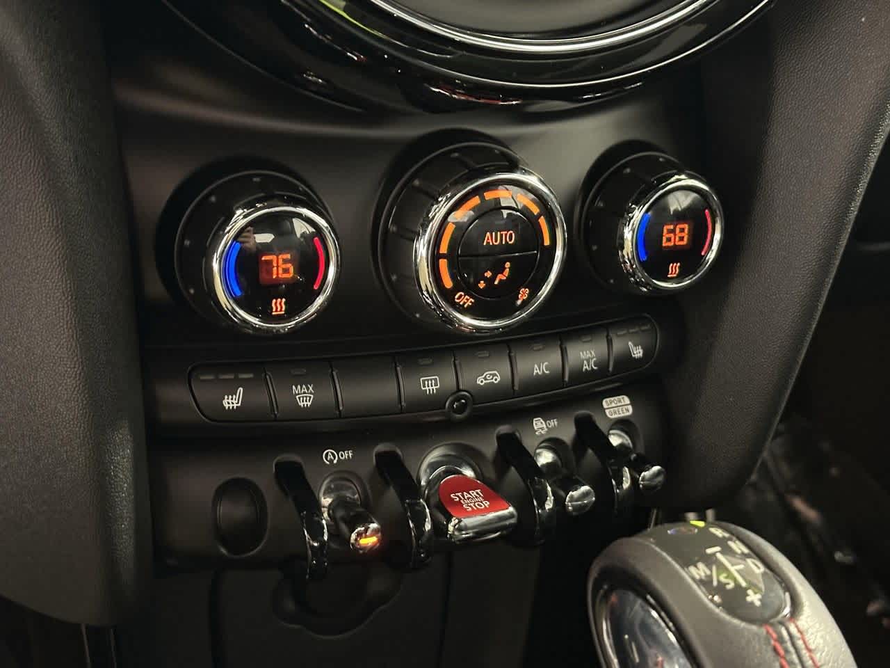 Thumbnail: 2019 MINI Cooper Convertible - 21