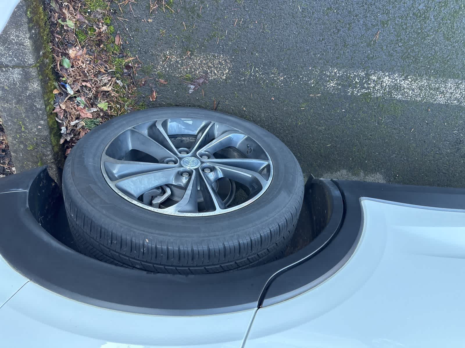 Thumbnail: 2023 Buick Encore GX - 5