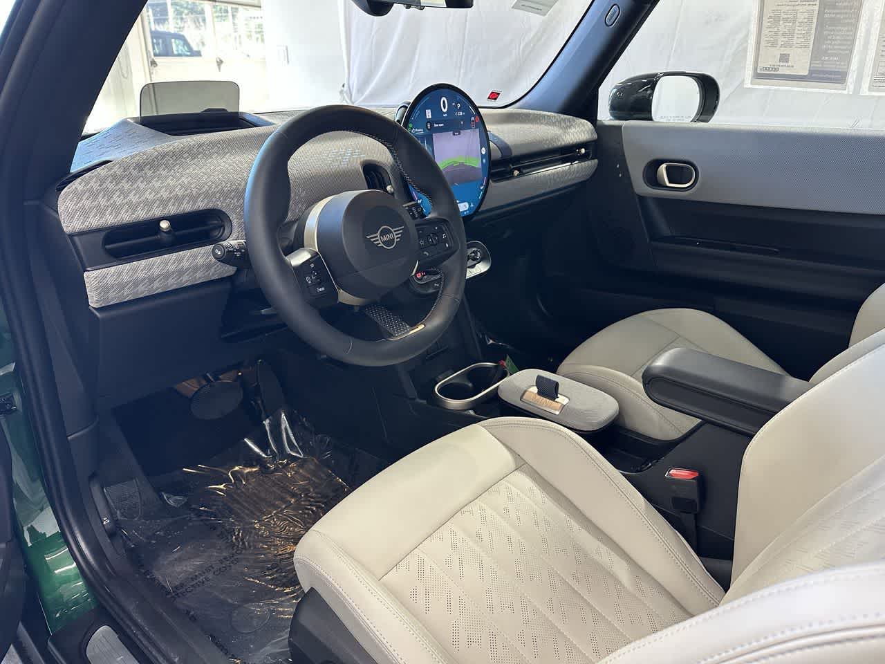 Thumbnail: 2025 MINI Cooper Hardtop - 9