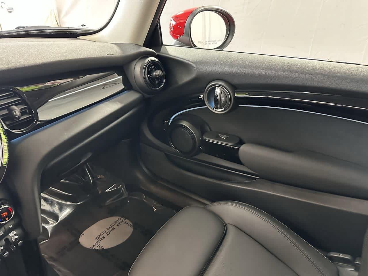 Thumbnail: 2024 MINI Cooper Hardtop - 25