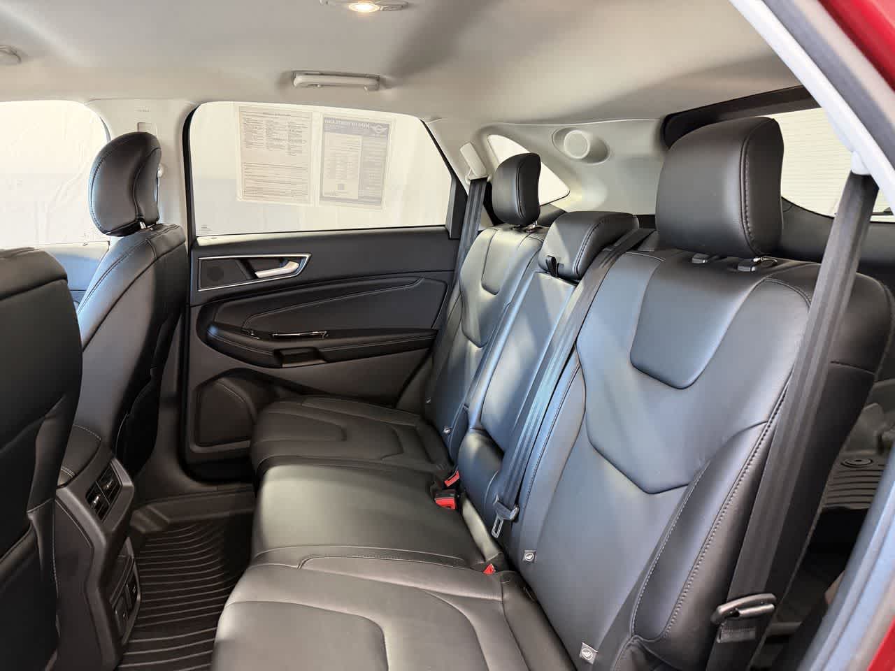 Thumbnail: 2018 Ford Edge - 10
