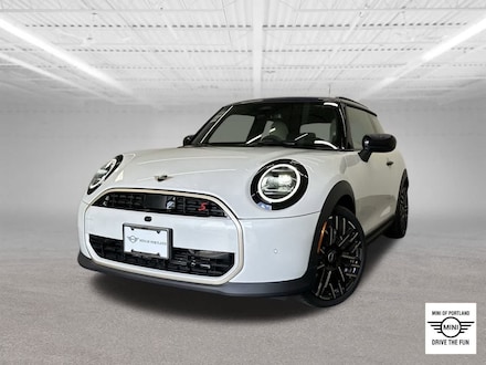 2025 MINI Hardtop 2 Door Iconic Hatchback