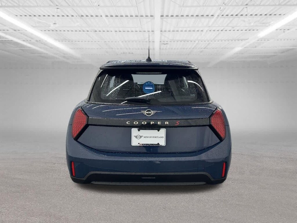 New 2026 MINI Hardtop 2 Door Signature Plus Hatchback