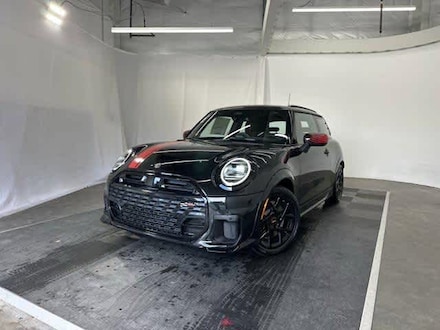 2026 MINI Hardtop 2 Door Iconic Hatchback