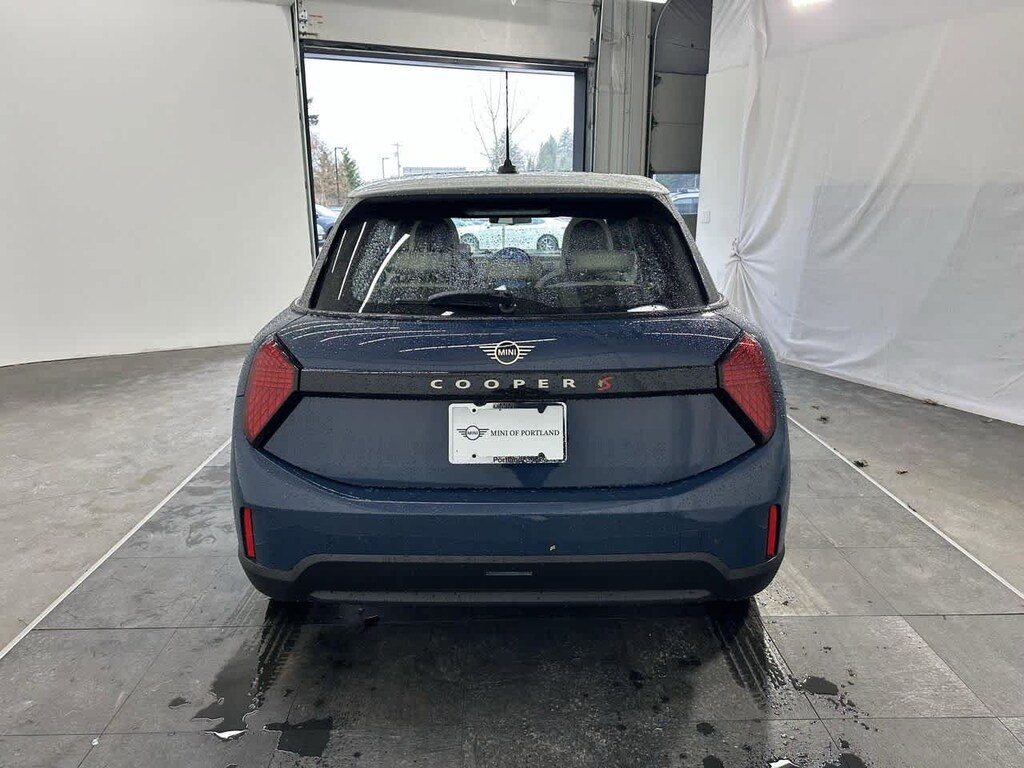 2026 Mini Hardtop 4 Door S Iconic photo 4