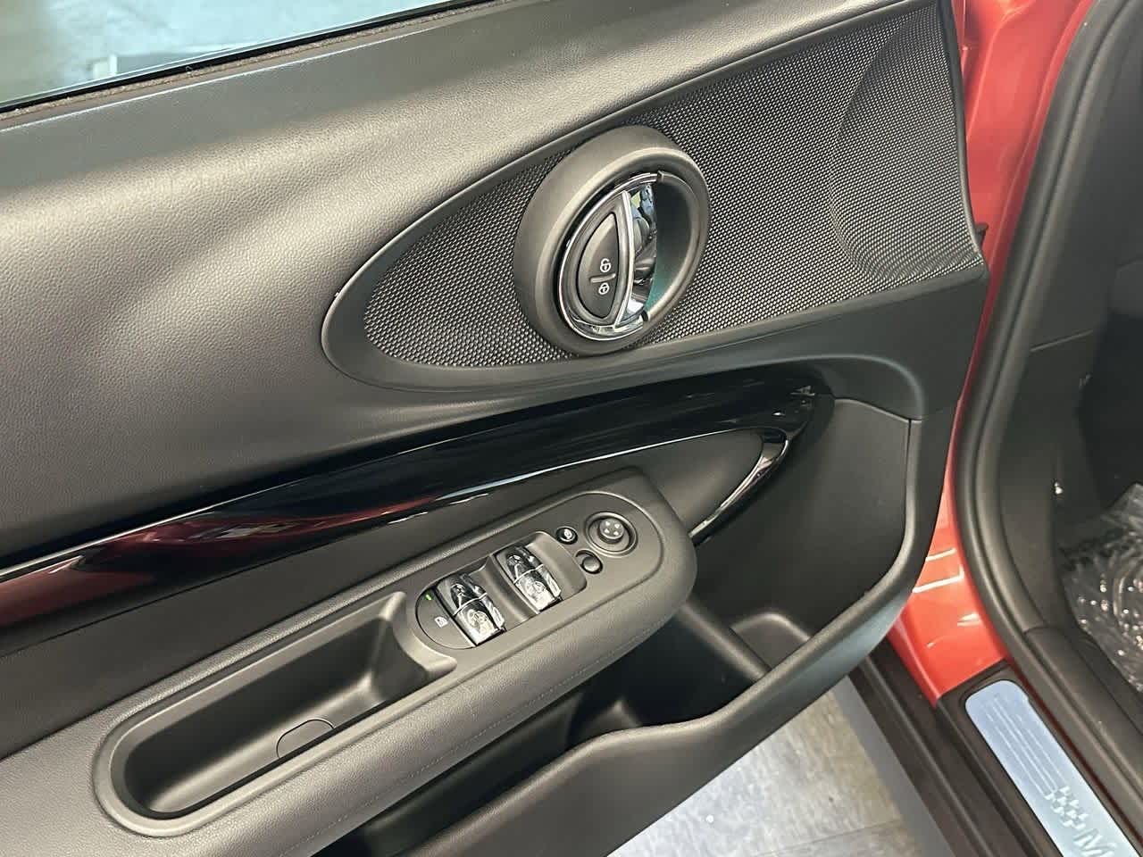 Thumbnail: 2024 MINI Cooper Clubman - 13