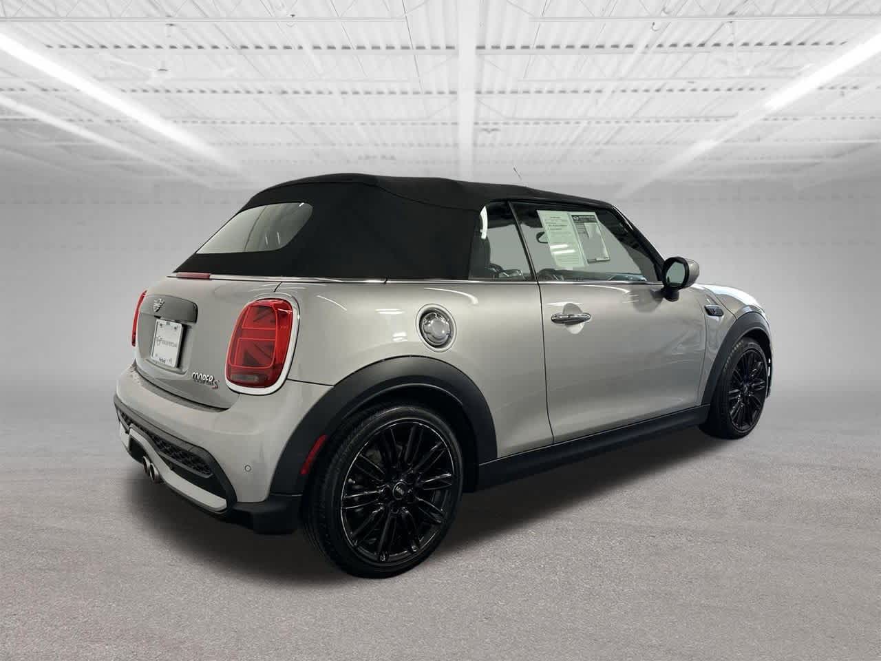Thumbnail: 2024 MINI Cooper Convertible - 6