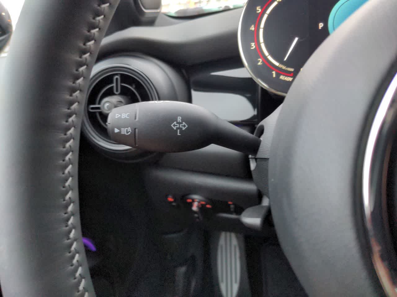 Thumbnail: 2023 MINI Cooper Hardtop - 25