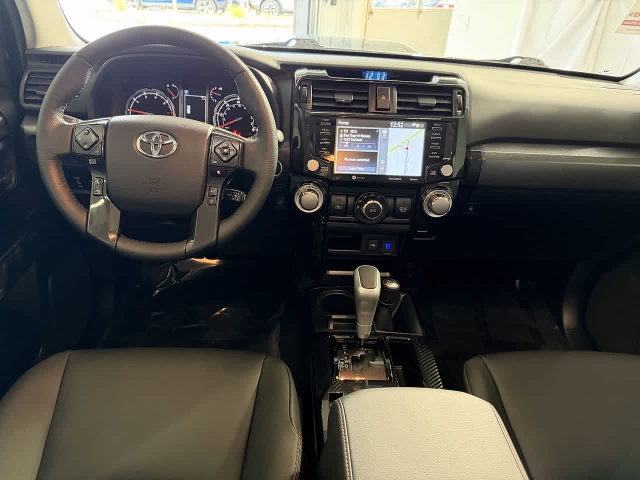 Thumbnail: 2024 Toyota 4Runner - 12