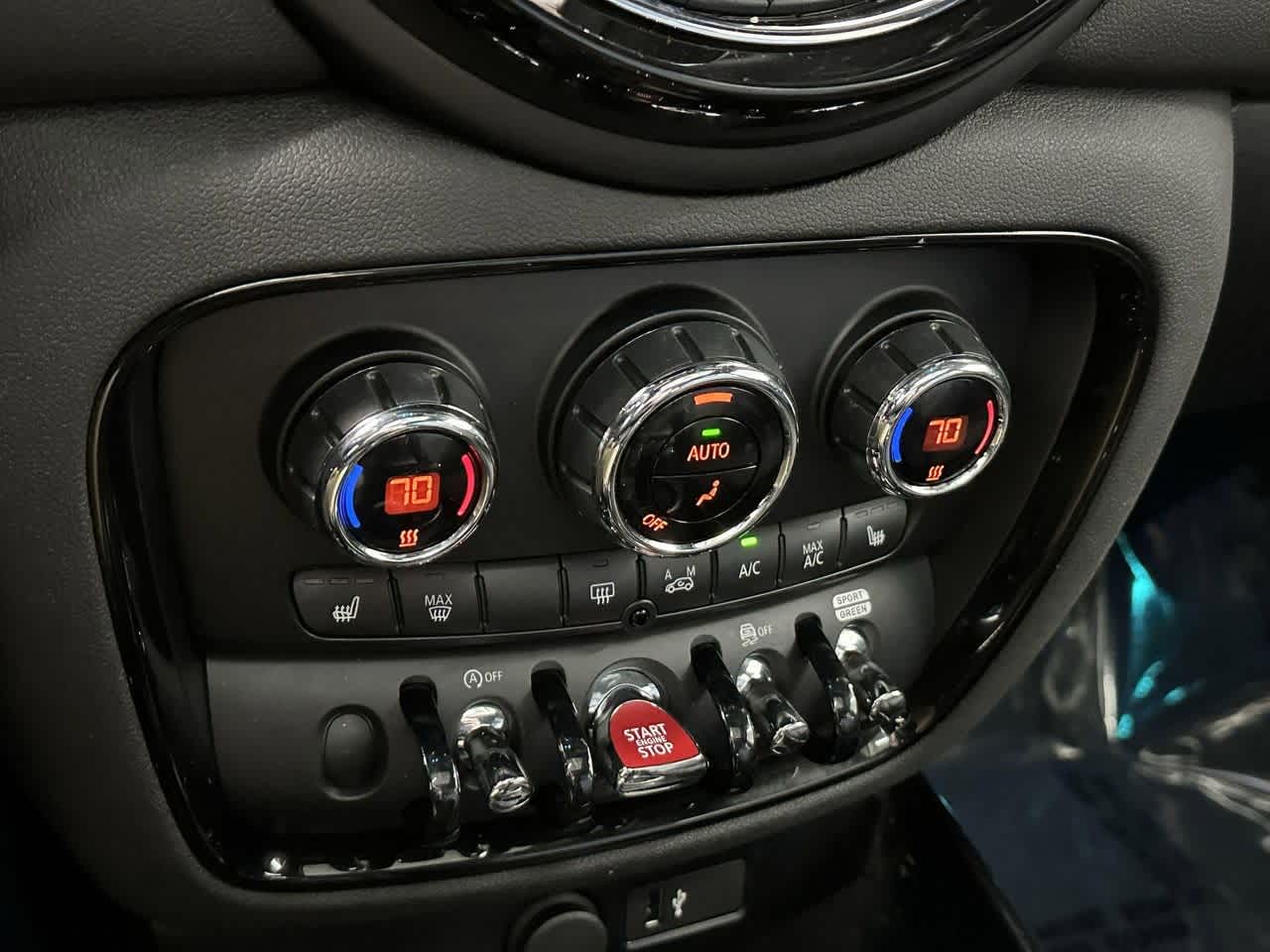 Thumbnail: 2021 MINI Cooper Clubman - 19