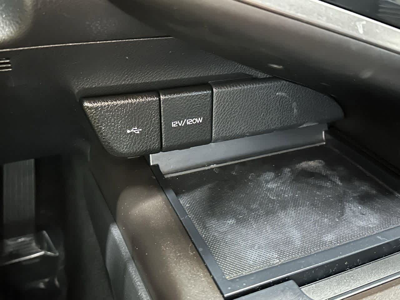 Thumbnail: 2023 Toyota Camry - 21