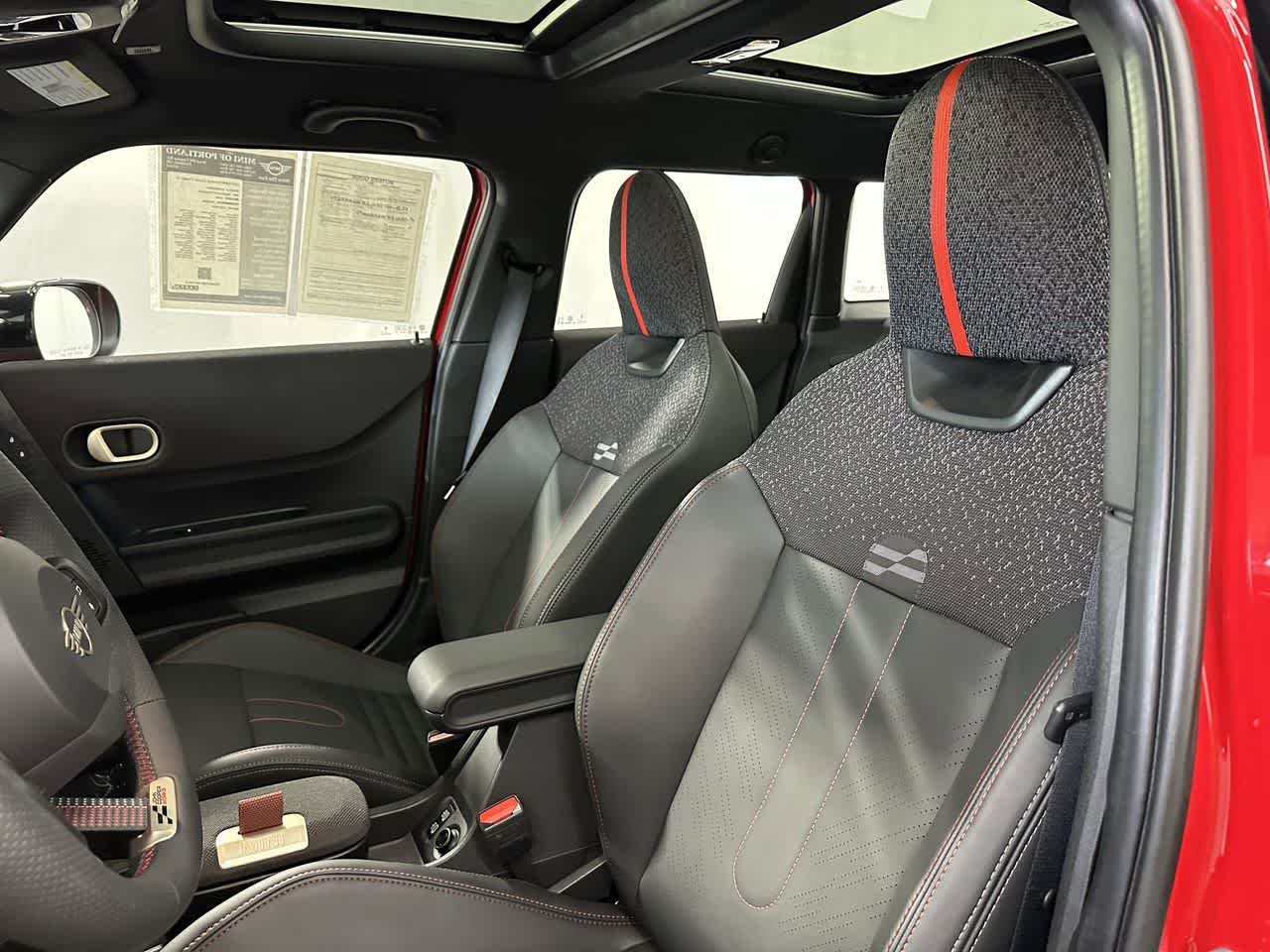 Thumbnail: 2025 MINI Cooper Hardtop - 10