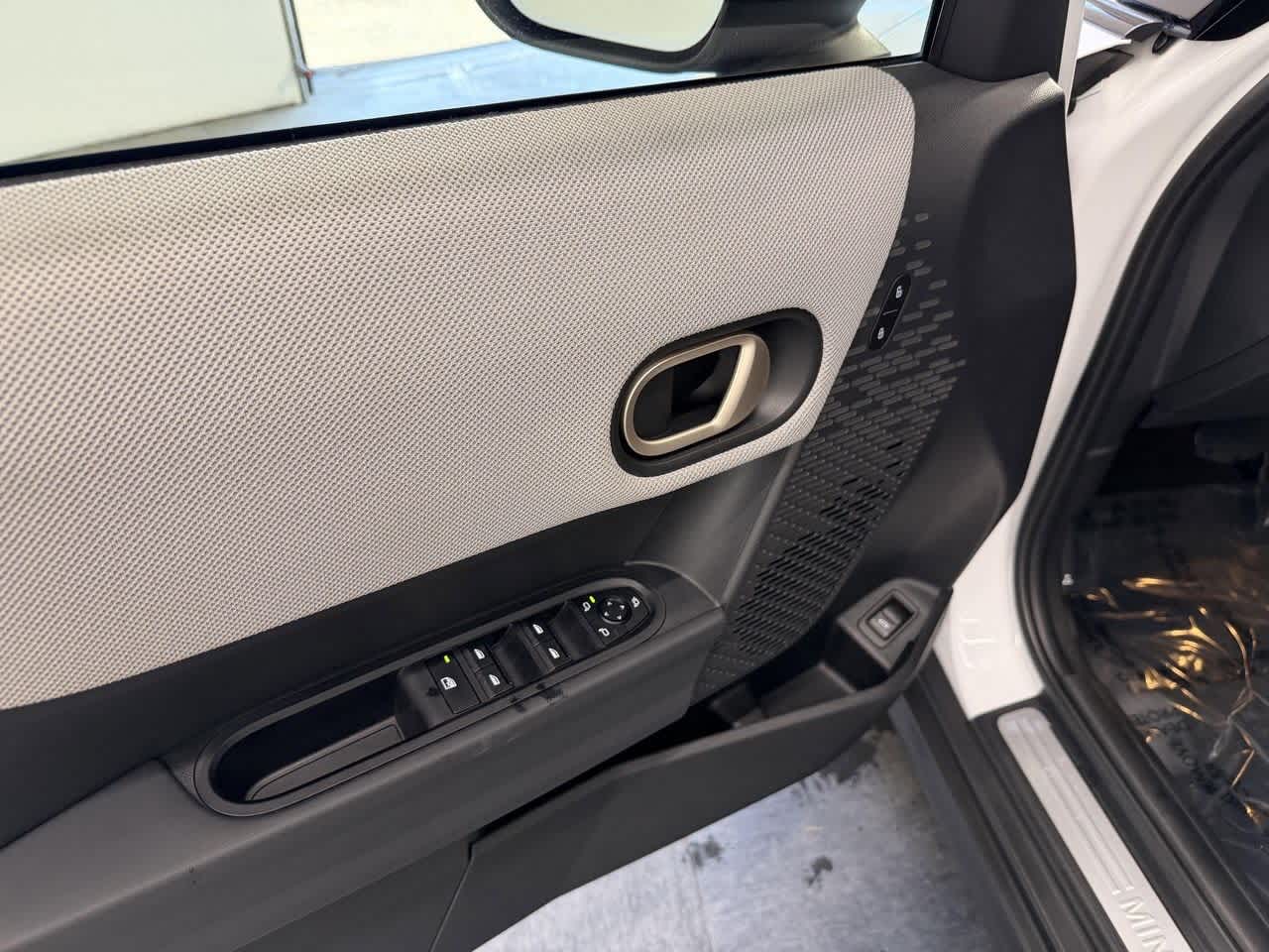 Thumbnail: 2025 MINI Cooper Hardtop - 14