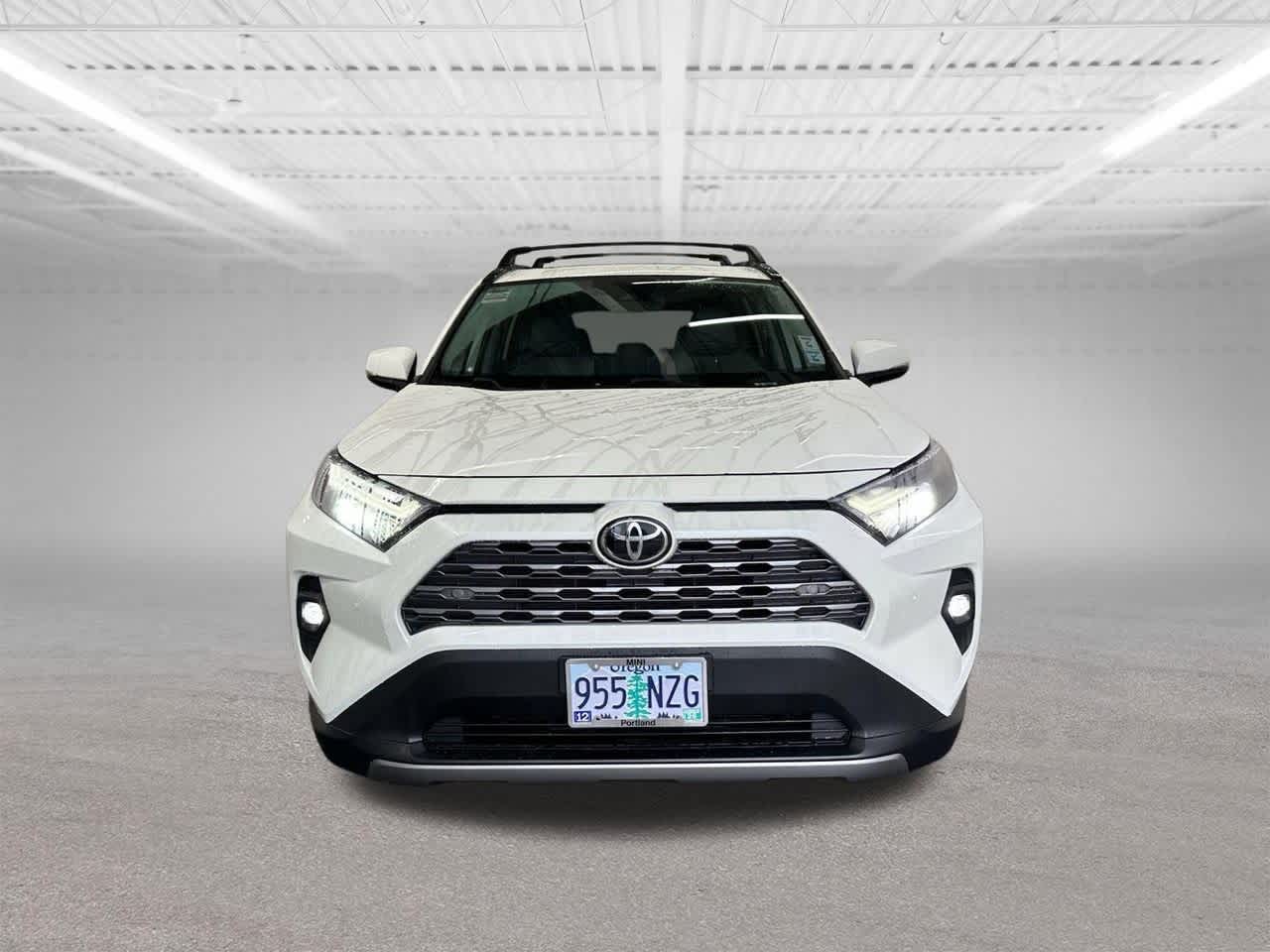 Thumbnail: 2022 Toyota RAV4 - 7